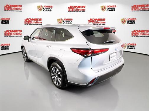 2020 Toyota Highlander Hybrid XLE