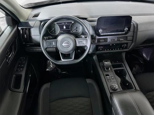 2023 Nissan Pathfinder S 4WD