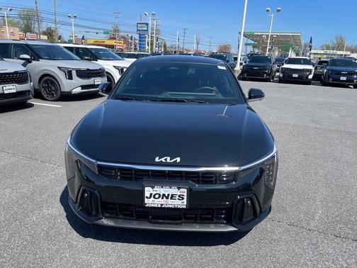 Aurora Black Pearl 2026 Kia K4 GT-Line Turbo