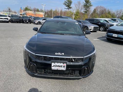 Aurora Black Pearl 2026 Kia K4 GT-Line Turbo