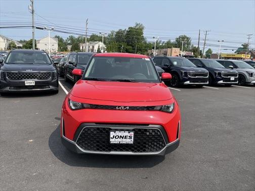 2025 Kia Soul LX