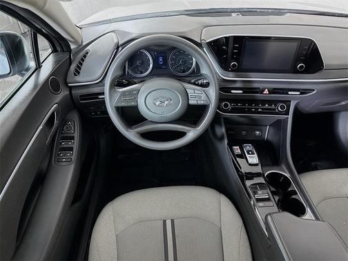 2020 Hyundai SONATA SE