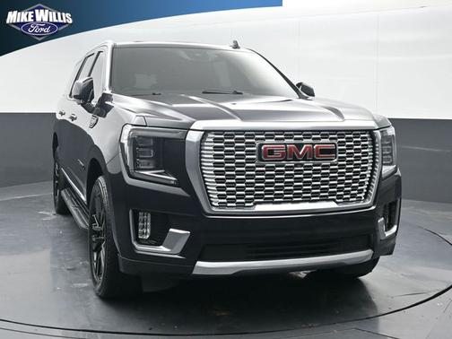Black 2023 GMC Yukon DENALI