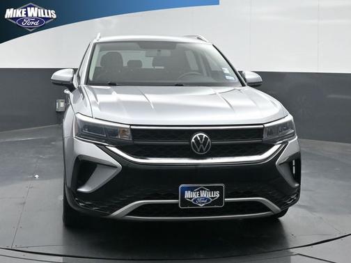Pyrite Silver Metallic 2022 Volkswagen Taos 1.5T SE