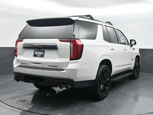 2023 GMC Yukon AT4