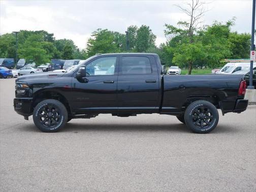 2025 RAM 3500 Big Horn Crew Cab 4x4 6'4' Box