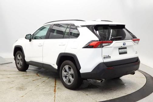 White 2022 Toyota RAV4 Hybrid XLE