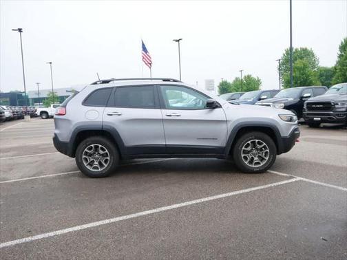 2022 Jeep Cherokee Trailhawk