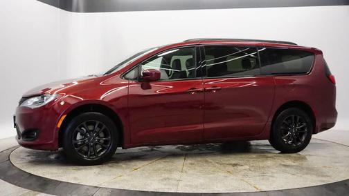 2020 Chrysler Pacifica L