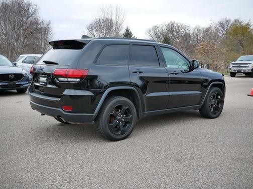 2019 Jeep Grand Cherokee Upland