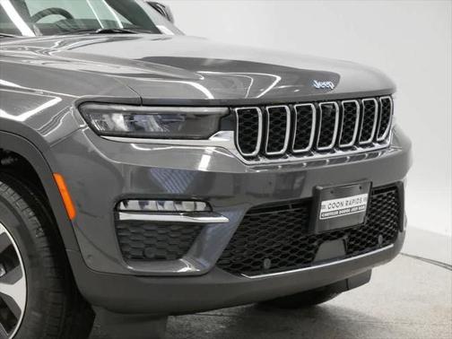 2025 Jeep Grand Cherokee 4xe Base
