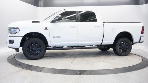 2019 RAM 2500 Laramie Crew Cab 4x4 6'4' Box