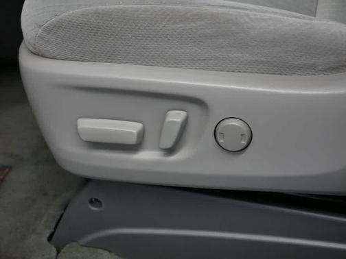 2016 Toyota Sienna LE