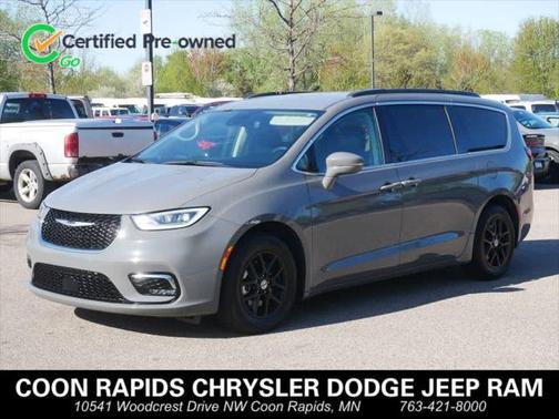 2022 Chrysler Pacifica Touring L