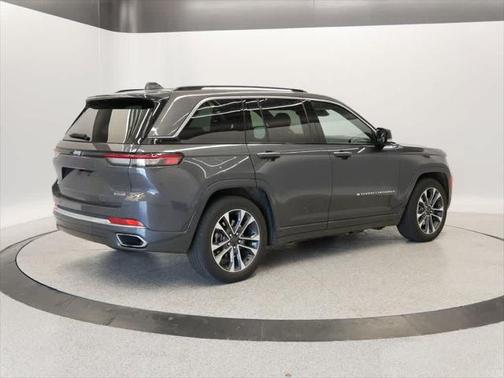 2022 Jeep Grand Cherokee 4xe Overland