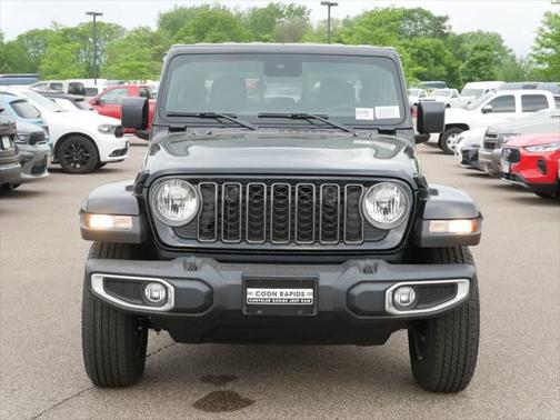 2025 Jeep Gladiator Sport S