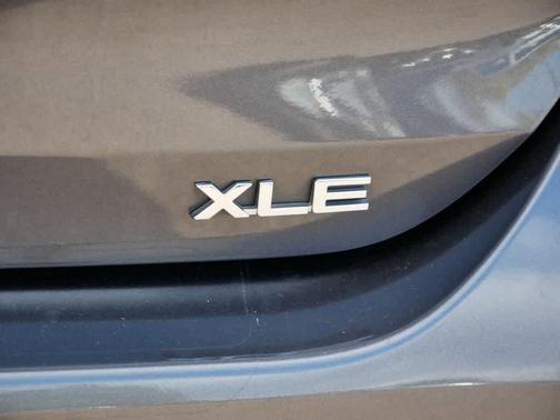 2020 Toyota Highlander Hybrid XLE