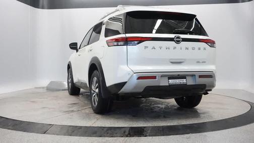 2023 Nissan Pathfinder SL 4WD