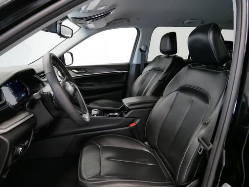 2023 Jeep Grand Cherokee Limited X