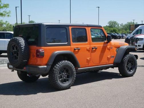 2025 Jeep Wrangler 4xe Willys