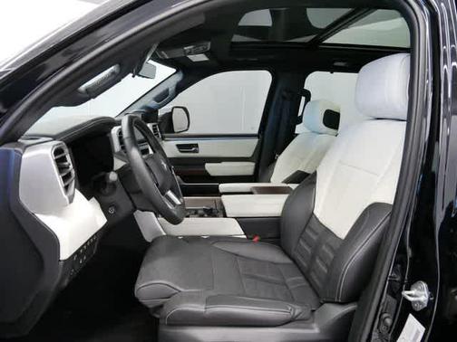 2024 Toyota Sequoia Base