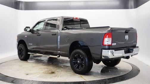 2019 RAM 2500 Tradesman Crew Cab 4x4 6'4' Box