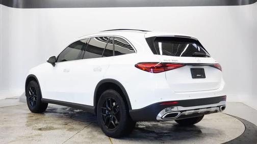 2025 Mercedes-Benz GLC 300 4MATIC