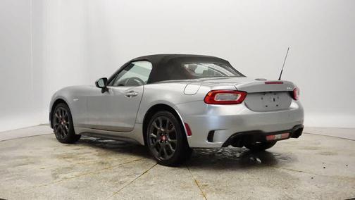 2017 FIAT 124 Spider Base