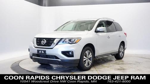 2019 Nissan Pathfinder SL