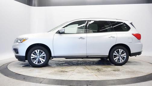 2019 Nissan Pathfinder SL