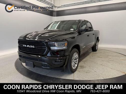 Diamond Black Crystal Pearlcoat 2023 RAM 1500 Laramie