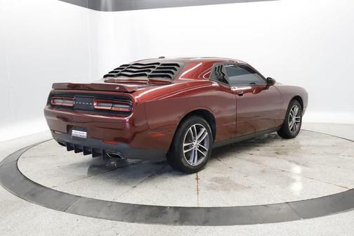 Octane Red Pearlcoat 2019 Dodge Challenger SXT