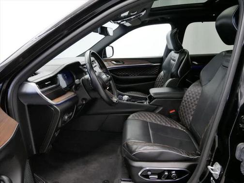 2022 Jeep Grand Cherokee L Summit
