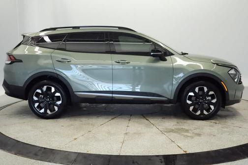 Jungle Green 2023 Kia Sportage X-Line