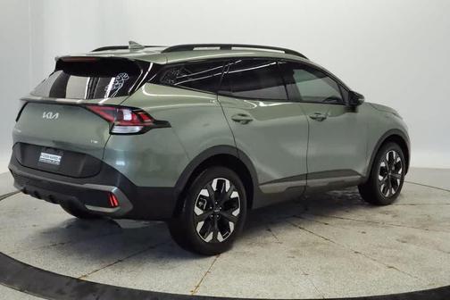 Jungle Green 2023 Kia Sportage X-Line
