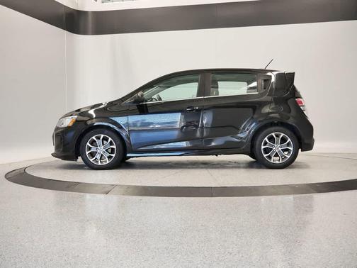 2017 Chevrolet Sonic LT