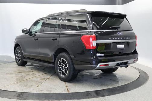 Agate Black Metallic 2024 Ford Expedition XLT