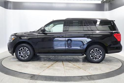 Agate Black Metallic 2024 Ford Expedition XLT