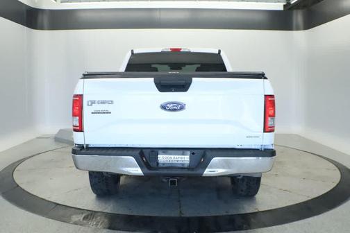 Oxford White 2016 Ford F-150 XLT