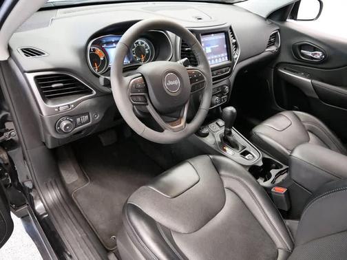 2022 Jeep Cherokee Latitude Lux