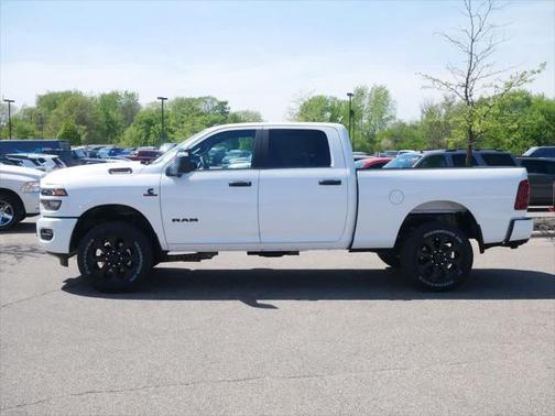 2025 RAM 3500 Big Horn Crew Cab 4x4 6'4' Box