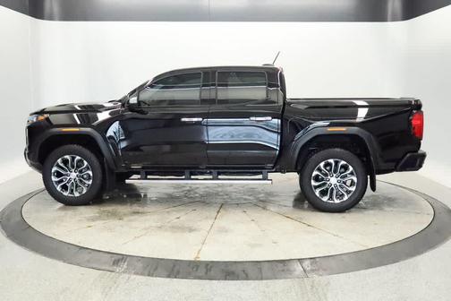 2023 GMC Canyon Denali