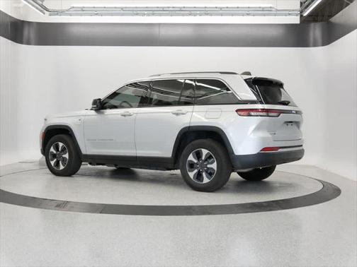 2022 Jeep Grand Cherokee 4xe Base