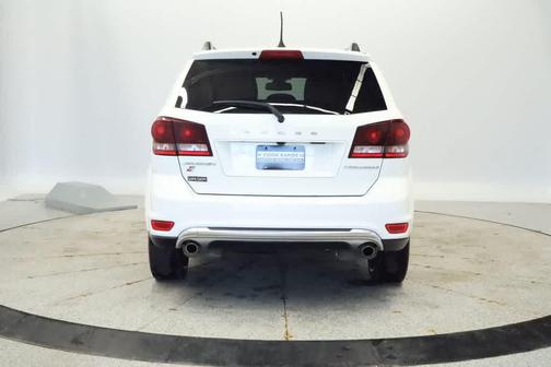 Vice White 2019 Dodge Journey Crossroad