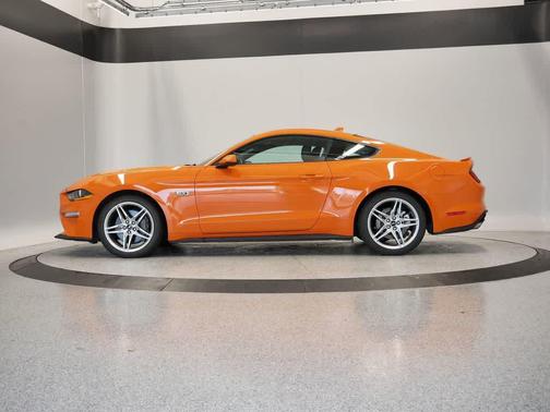 2021 Ford Mustang EcoBoost Premium