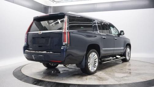 2017 Cadillac Escalade ESV Platinum