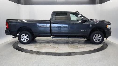 Maximum Steel Metallic Clearcoat 2022 RAM 3500 Big Horn Crew Cab 4x4 8' Box