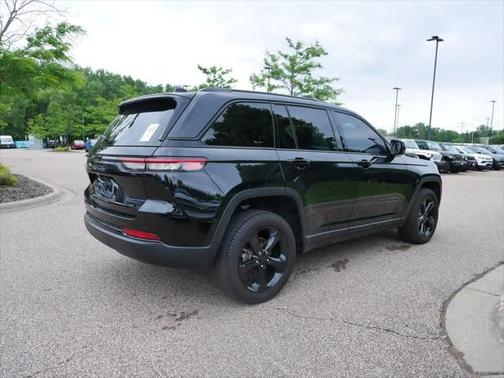 2023 Jeep Grand Cherokee Limited X