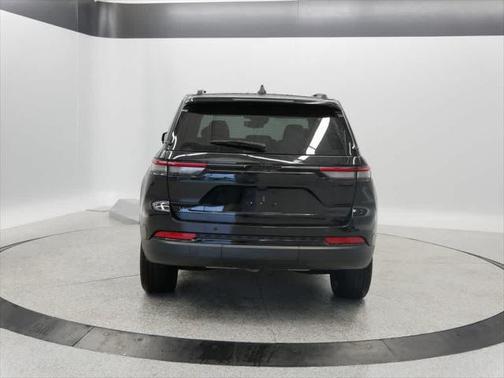 2023 Jeep Grand Cherokee Limited X
