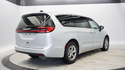 Silver Mist Clearcoat 2024 Chrysler Pacifica Limited